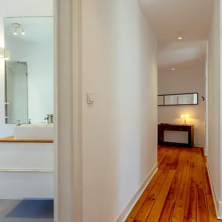 Large Family Apartment, * Лиссабон