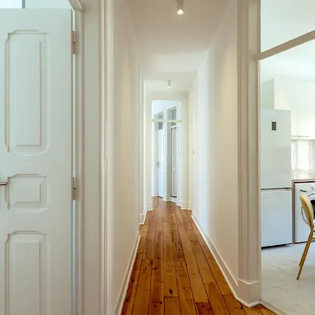 Large Family Apartment, * Лиссабон